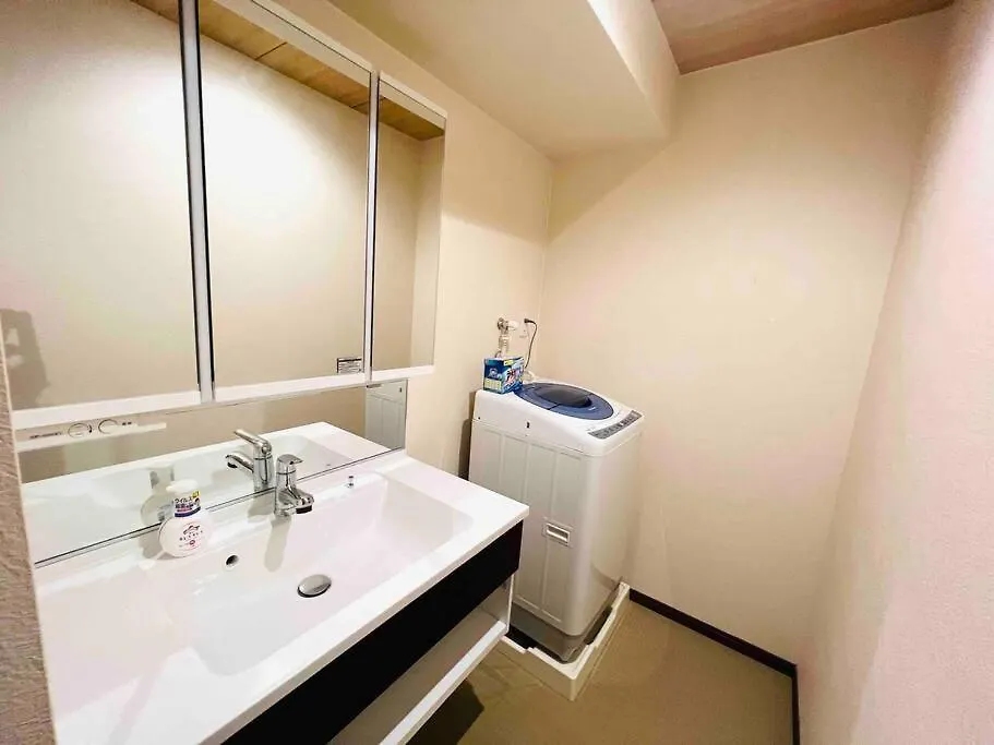 松林阁 Villa Osaka Japan